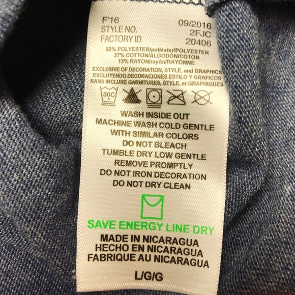 NFL New England Patriots Super Bowl Champion Large Short Sleeve Football - Picture 8 of 10